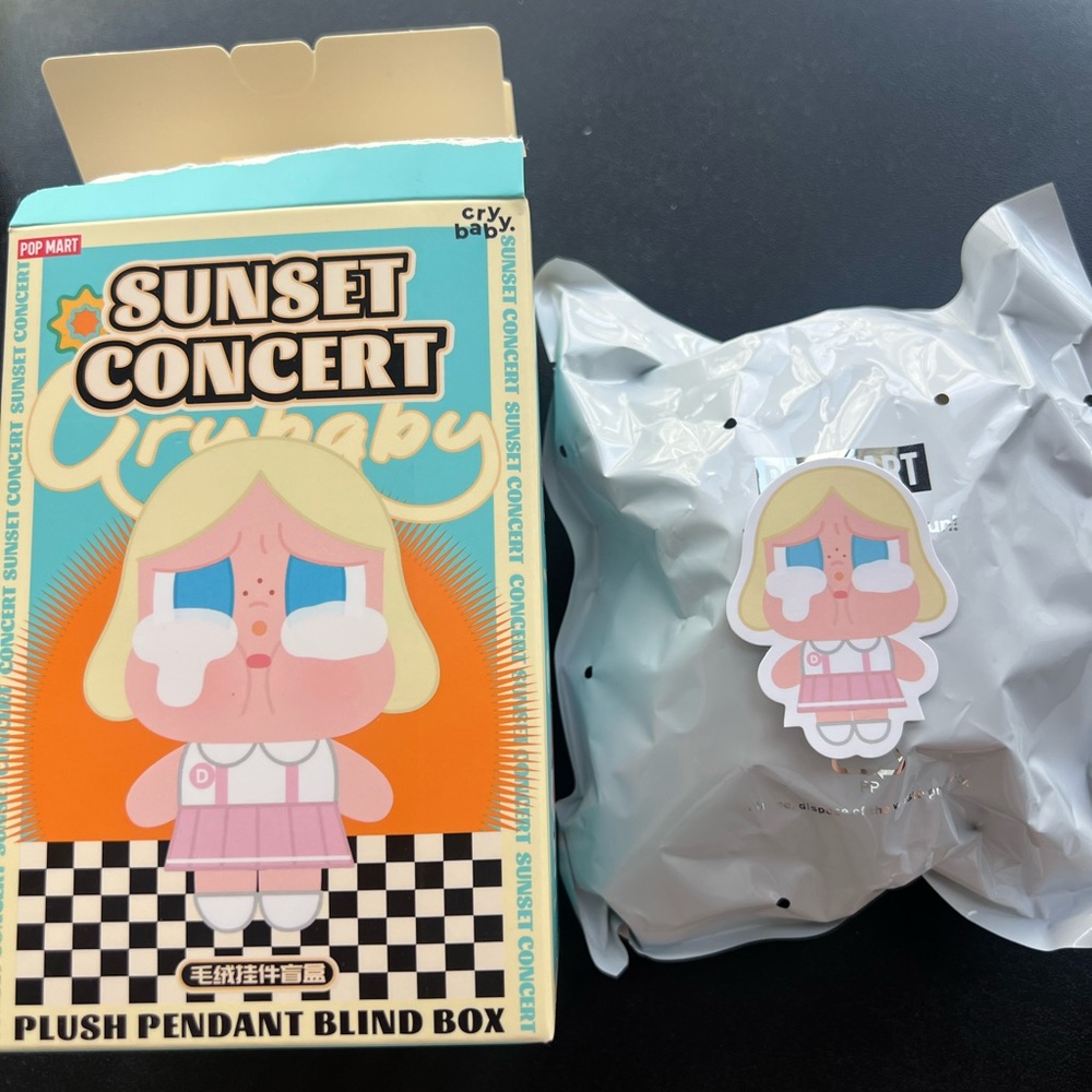 Popmart Sunset Concert Crybaby Plush Pendant - Pink White